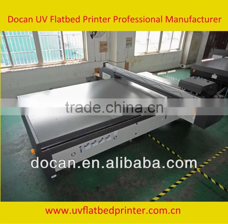 Docan UV Flatbed Printer In Large Format Size