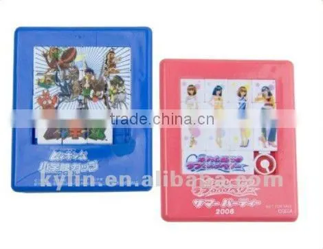 Plastic jigsaw puzzle