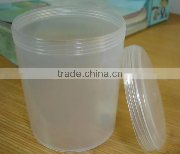 clear plastic storage box