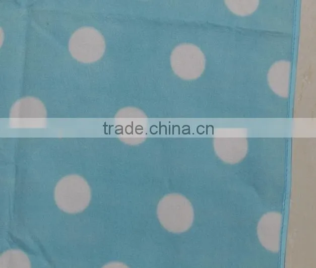 2015 Fashionable Carry Bag Design Waterproof Picnic Rug