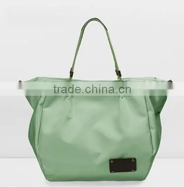 Contracted leisure large capacity travel bag