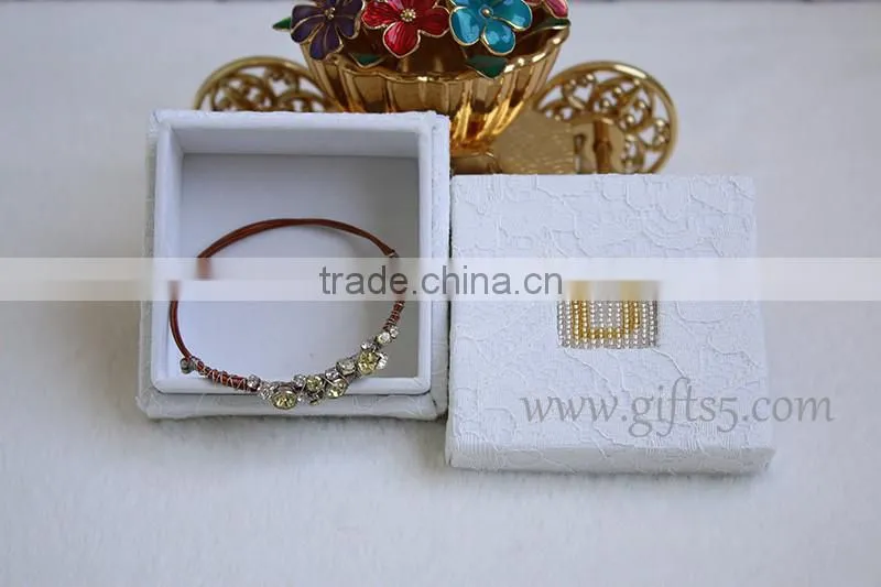 Gorgeous necklace jewelry box with beaded name plate of D