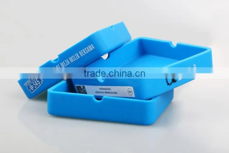 Hot sale smokeless silicone ashtray , heat resistant square silicone ashtray