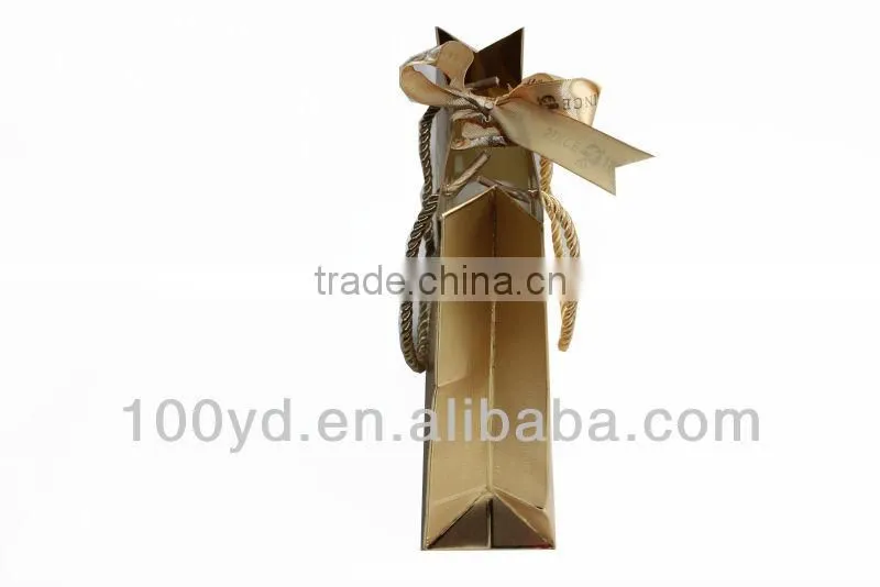 Delicate small gift paper bag printing with different handles/glossy printed paper bag with logo foiled