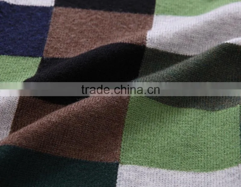 100% fine wool men's knitwear cardigan with check pattern