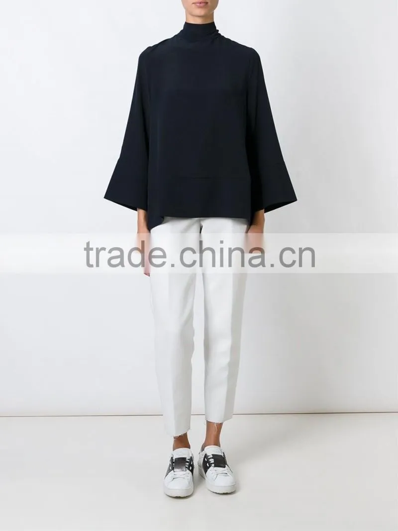 2017 Black Stylish Oversized Sweater Women with Pogada Sleeves and High Neck