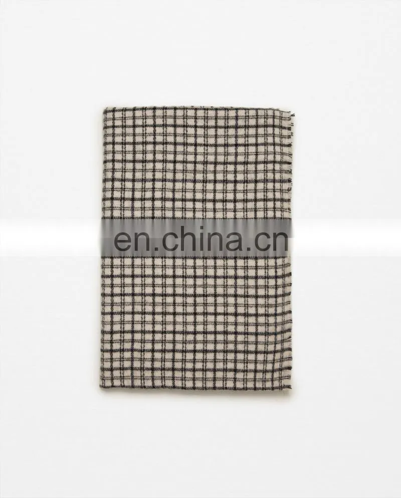 Autumn And Winter Rice Plaid Black Small Plaid Acrylic Printing Scarf