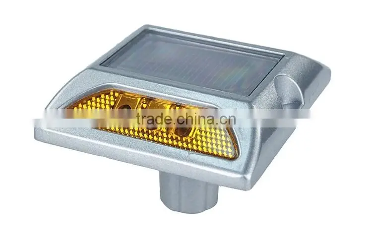 Small MOQ strong reflective effect solar led road stud
