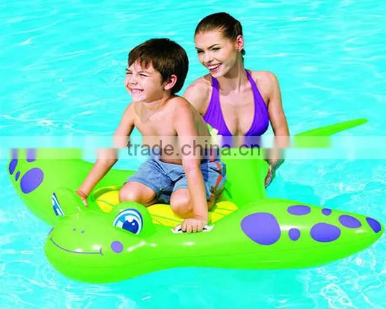 Inflatable animal floating rider