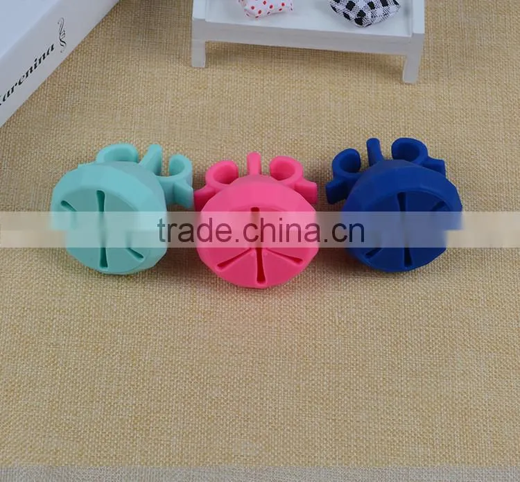 Clear acrylic rubber silicone wearable nail polish bottle holder