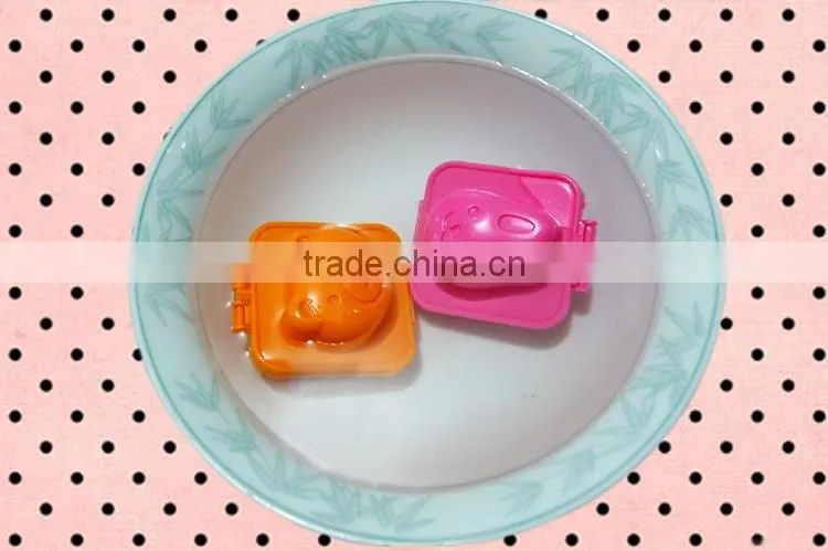 Amazom hot selling rabbit bear egg rice mold kitchen gadgets egg mold