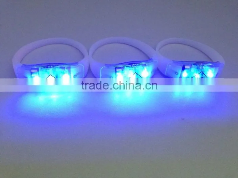 Factory Silicone LED Bracelets , Led Light Bracelets Led Flashing Bracelet , Led Light Wristbands Sound Activated Led Bracelet