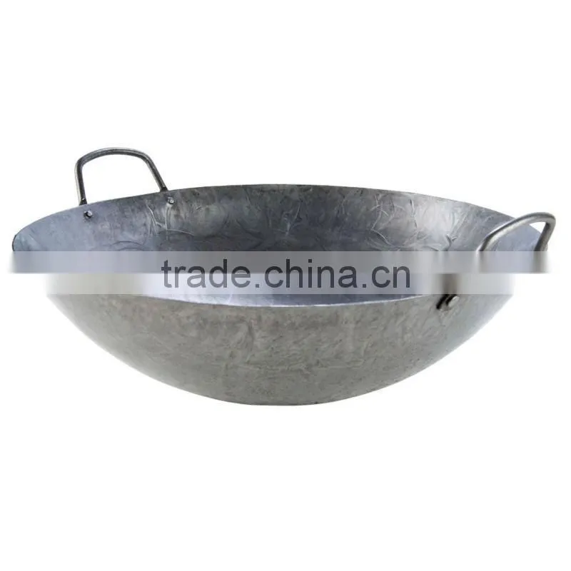 Hand Hammered cook wok