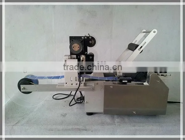 LT-50D Semi-Automatic round bottle label machine with date printer
