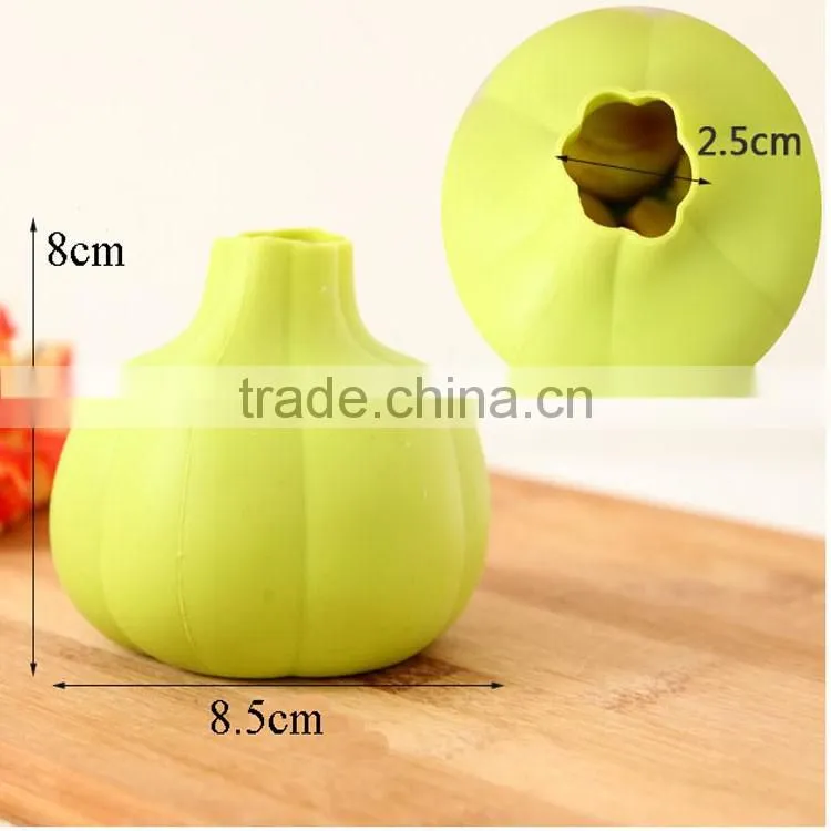 durable kitchen tool silicone garlic peeler