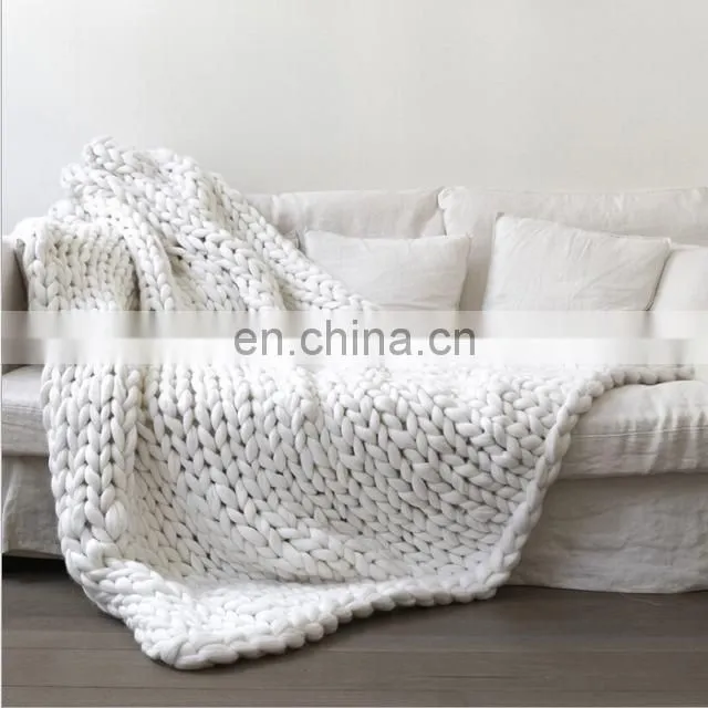 Hot selling custom handmade knit yarn super chunky throw 100% acrylic wool blanket