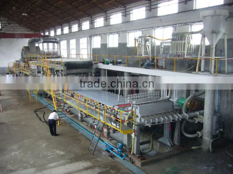 Belt sludge dewatering machine