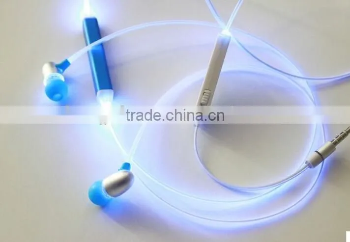 2015 Newest arrival shiny lighting LED earphone with microphone