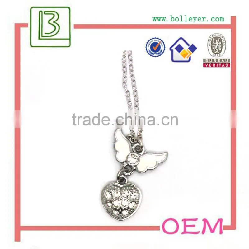 Unique Jewelry Design Wing And Heart Necklace With Diamonds