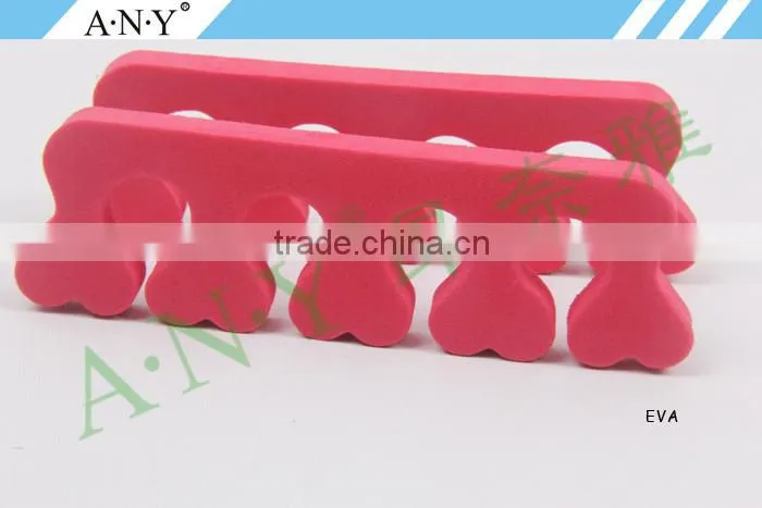 Professional Nail Art Tool Red Sponge Toe Separator Heart Shape