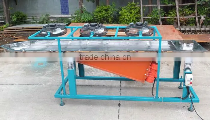 Plastic viberating screen
