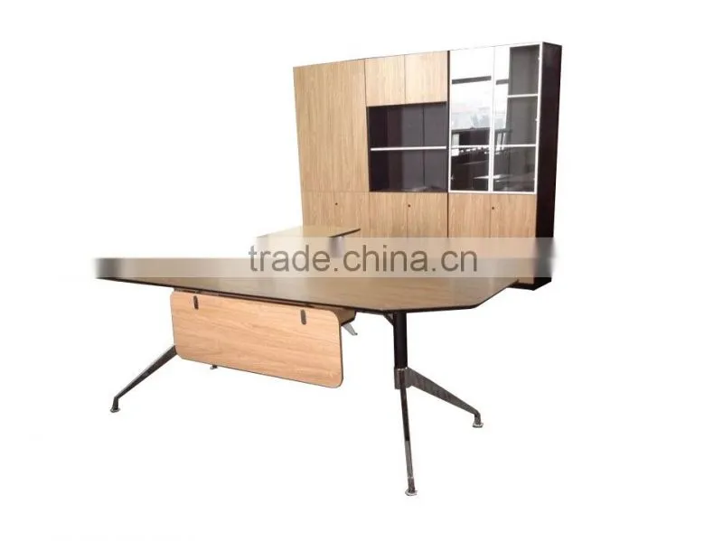 High Quality and Practical Design 4 Seater Office Workstation Office Table