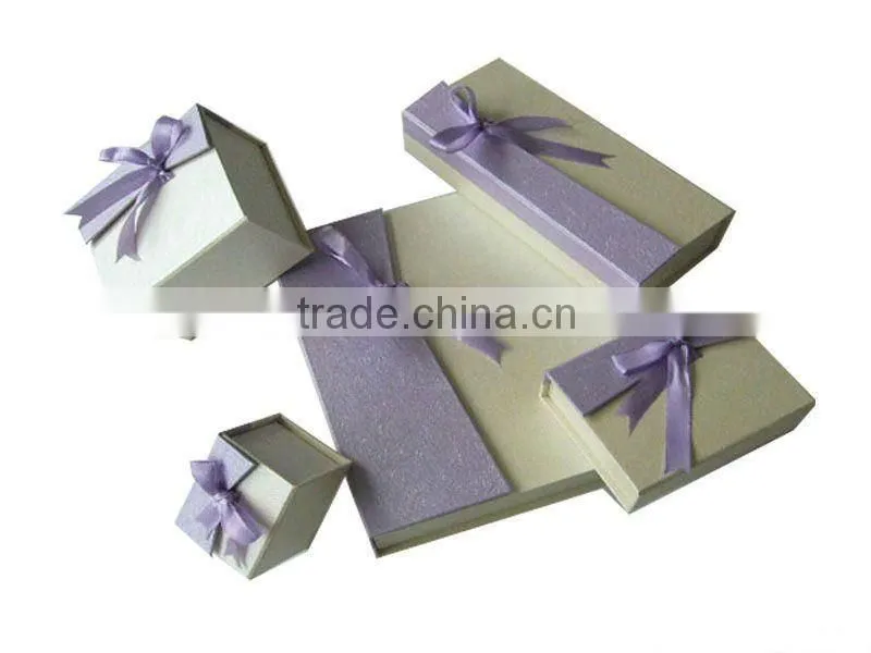 foldable paper jewelry box