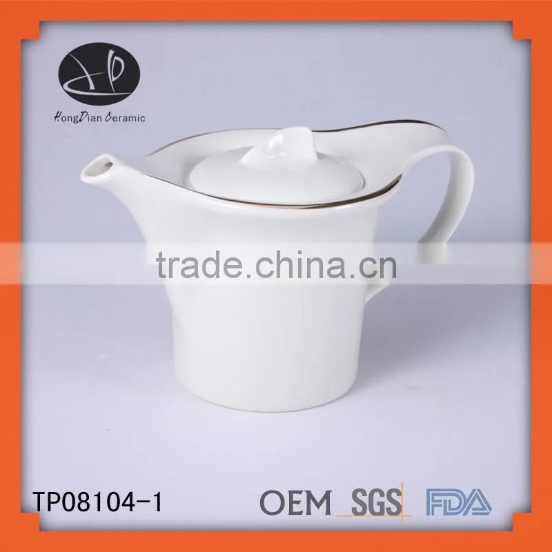 Porcelain custom made dinnerware sets with real gold decal,Luxury Porcelain Dinner Set