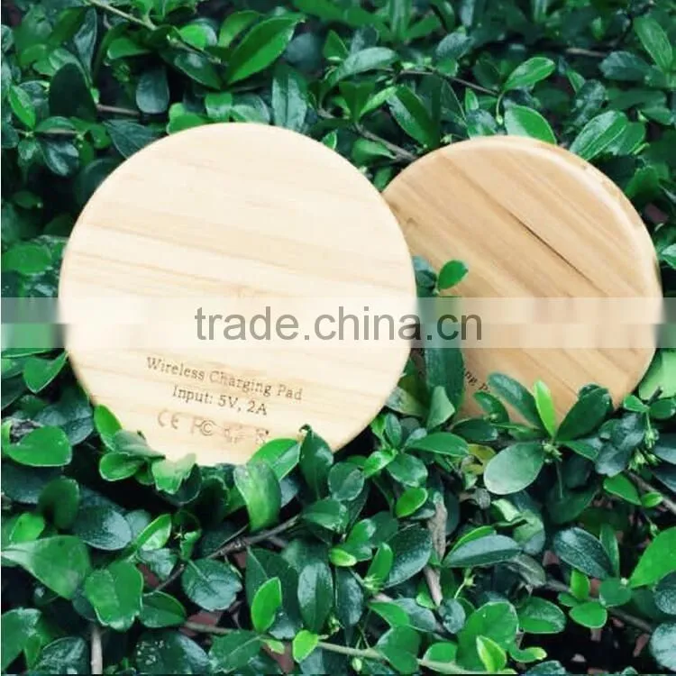 Creative bamboo wood wireless charger pad for Apple & Android Universal Wireless Universal mobile phone charger adapter