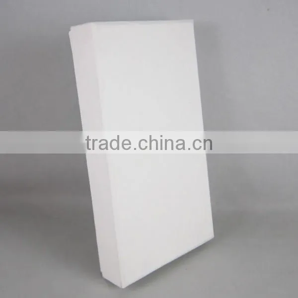 Custom white kraft paper packaging box for iPhone phone case package box