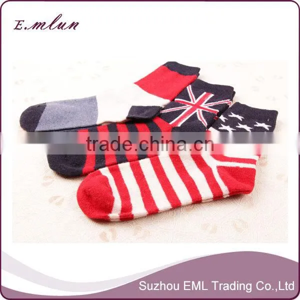 Wholesale custom high quality sports socks/ striped socks/digital print socks