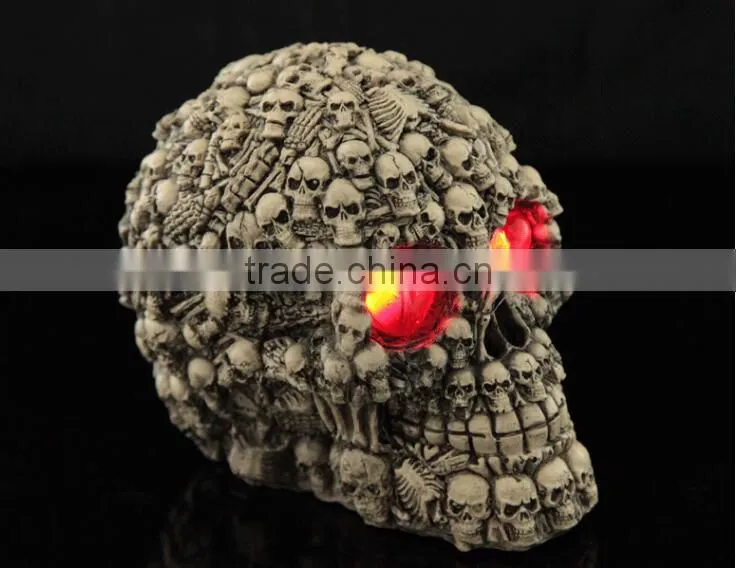 Creative terror Halloween toys funny tricky toy flash resin skulls Halloween decorations