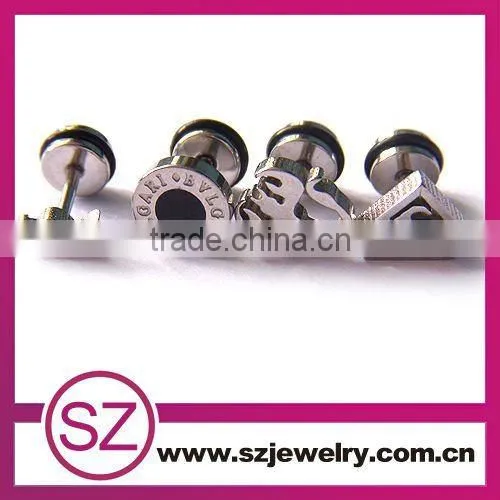 D95 stainless steel stud magnetic earrings