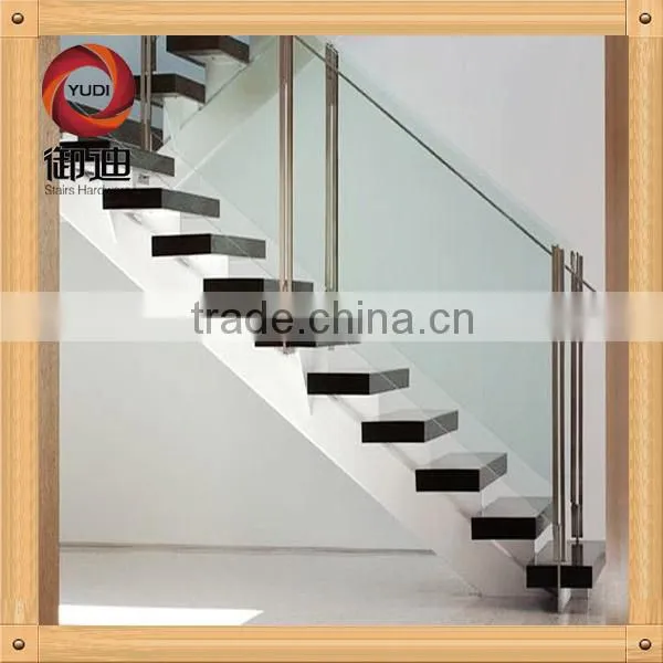 frameless glass railing for porch spigot