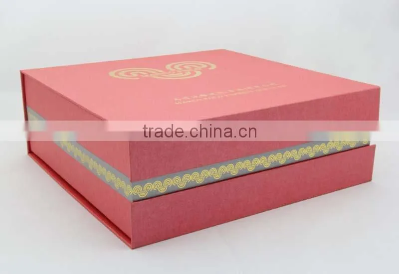 High quality cardboard present packaging box