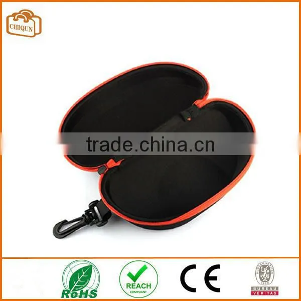 Fashion Portable Carabiner Eye Glasses Sunglasses Hard Case Protector Box (Orange)