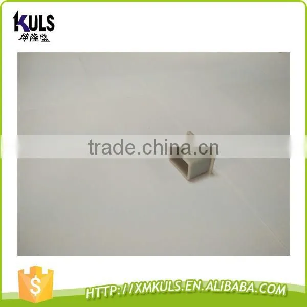 Retaining screw and small sealing of injection mould for umbrella accessories