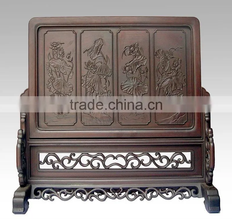 wooden screen,"The scenery of landspace"