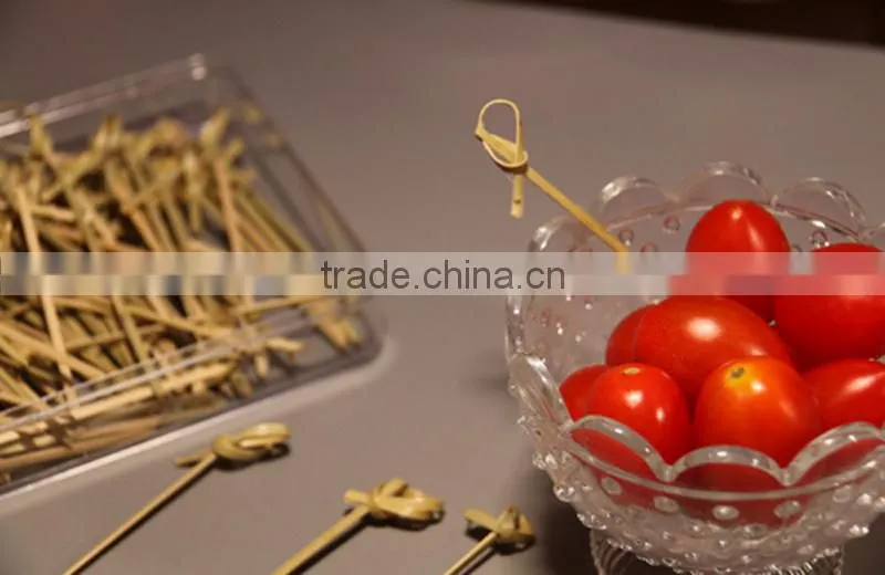 2016 Nne fashion whosales knotted bamboo fruit pick sticks with cheap price