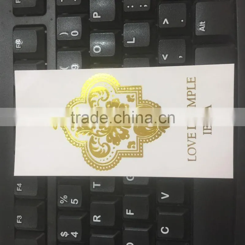 2016 High quality customized thick paper hang tags with gold foil logo