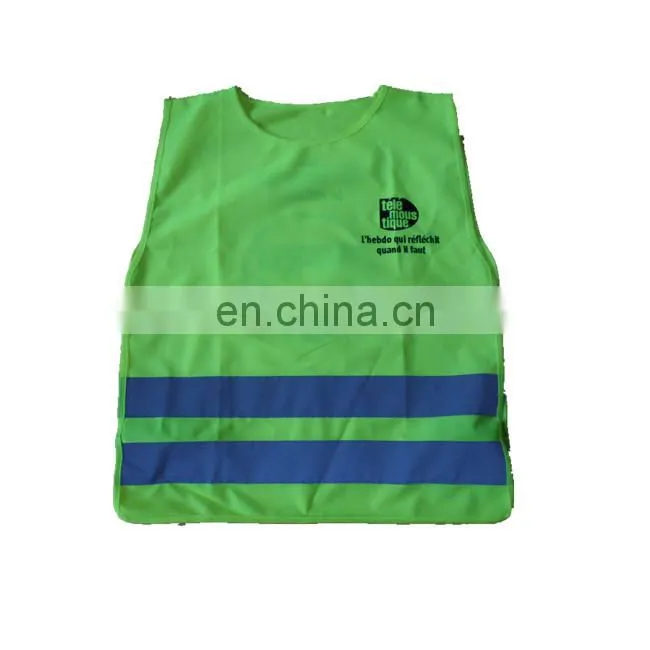 New foldable reflective safety cloth for children