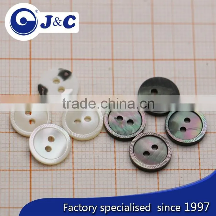 2 holes white MOP shell buttons,black MOP shell buttons