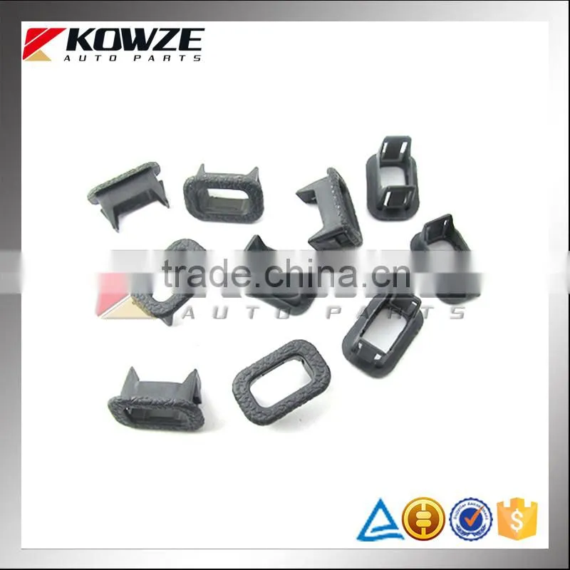Front Door Locking Bushing For Mitsubishi Pajero/Montero V11 V12 V13 V23 V23 V24 V24 V25 V26 V31 V32 V33 V34 MB775216 MB717040