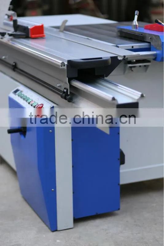wood frame cutting machine Altendorf precise panel saw