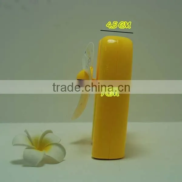 2014 New Design USB Fan bring cooling Summer. Wholesale rechargeable Mini USB Fan.