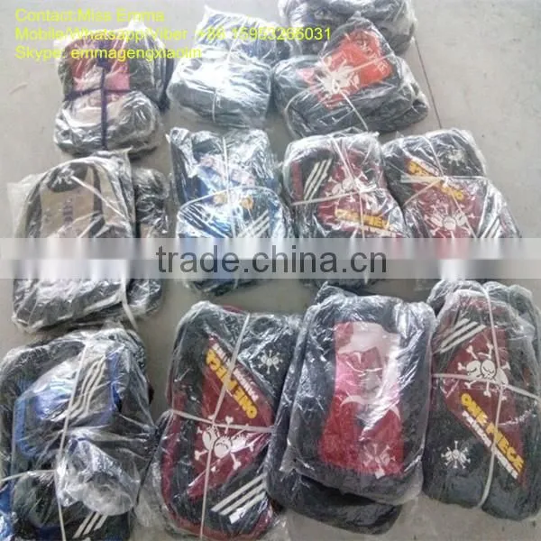 Fashion bale of used handbags