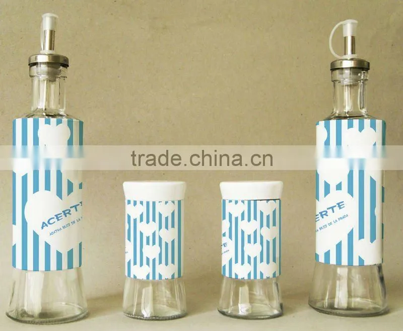 Glass spice jar set