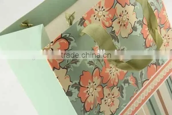 Printed Foldable Gift Bag With Stripe Patterns/ Shopping Paper Bag