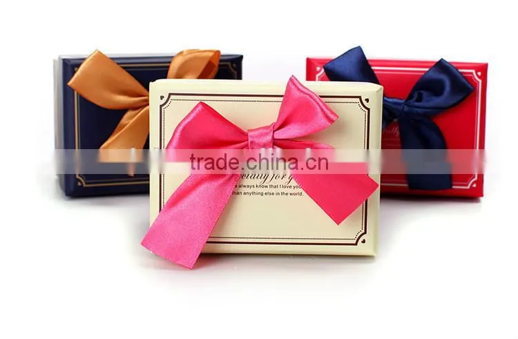 2015 Caja de Regalo China Manufacturer Luxury Promotional Paper Gift Box for Packaging