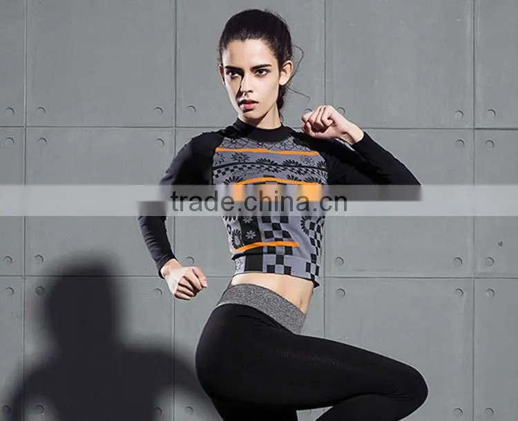 Women's Activewear Long Sleeve Floral Printed Yoga Athletic Clothes Wear T-Shirt